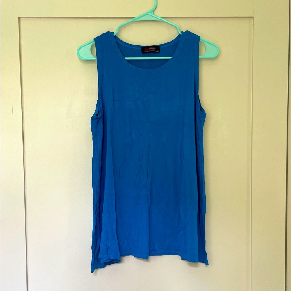 BUNDLE Sleeveless, Flowy Women's Tank Top